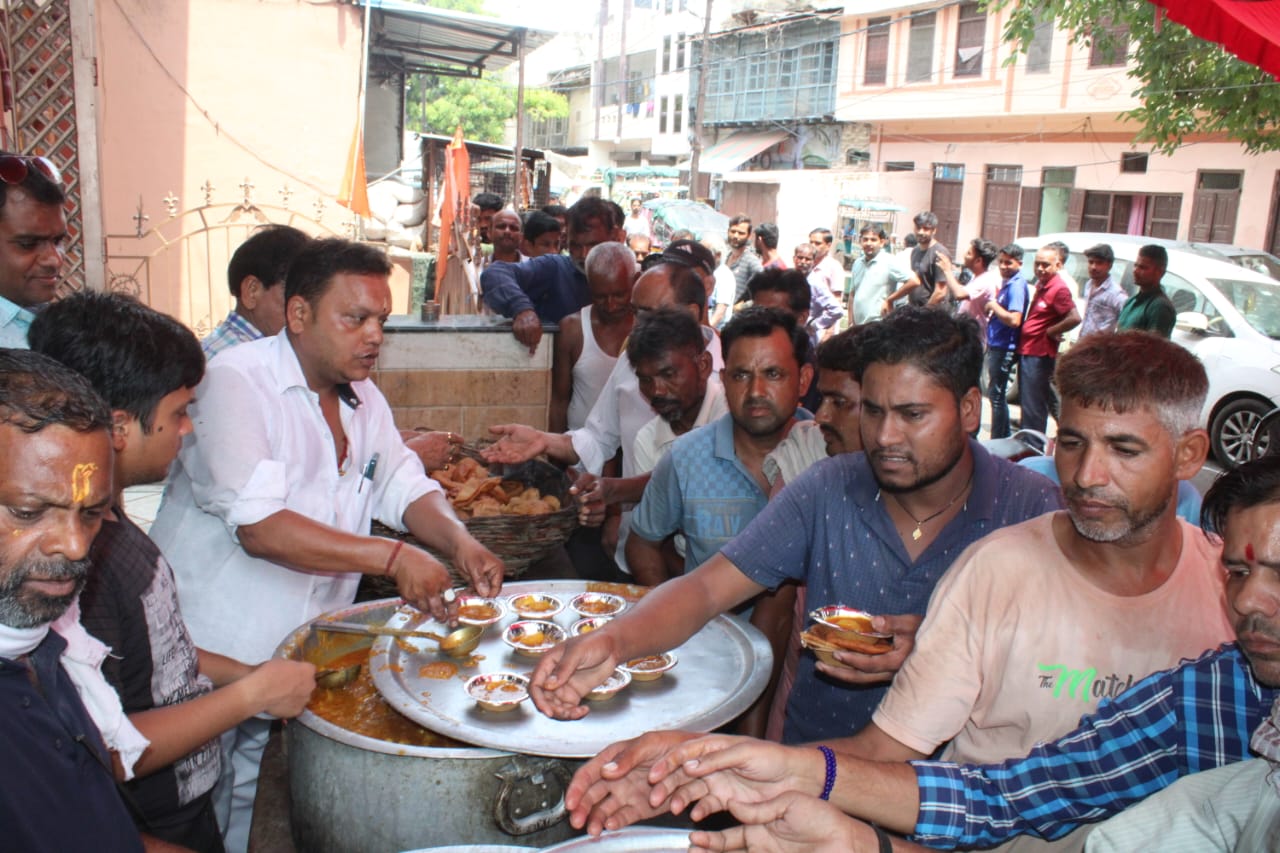 सदर वामन मंदिर का भंडारा