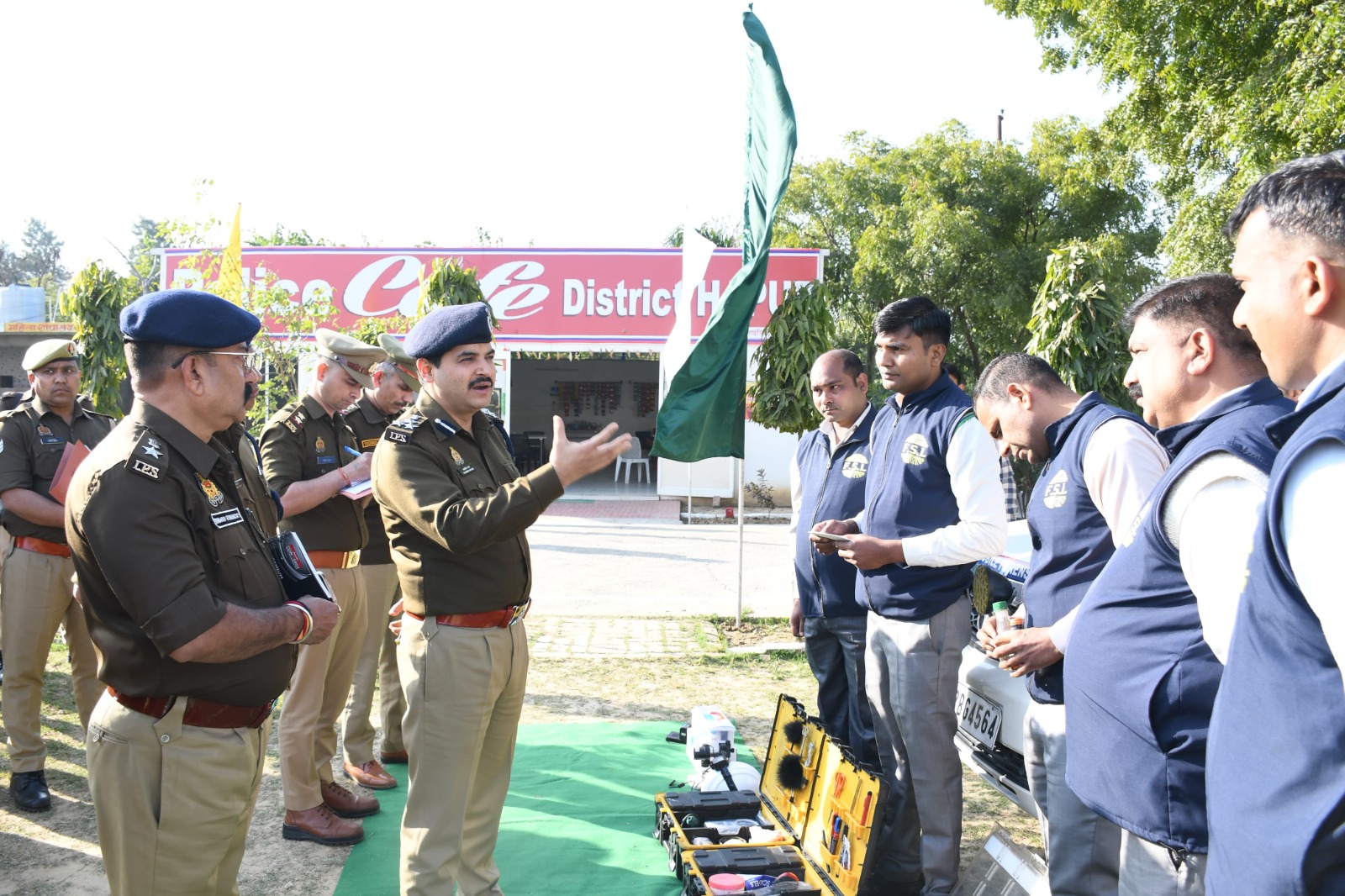 गुड वर्क पर डीआईजी ने दी शाबाशी