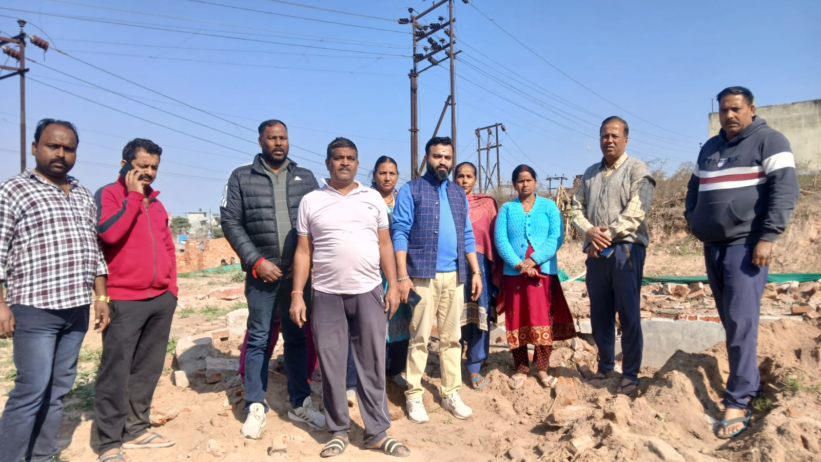 छट मैया के मंदिर पर चला बुल्डोजर