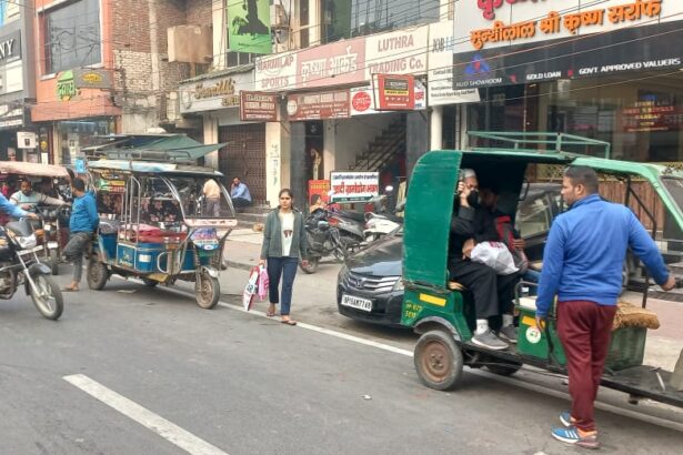 पुलिस कहे राहत पब्लिक कहे आफत