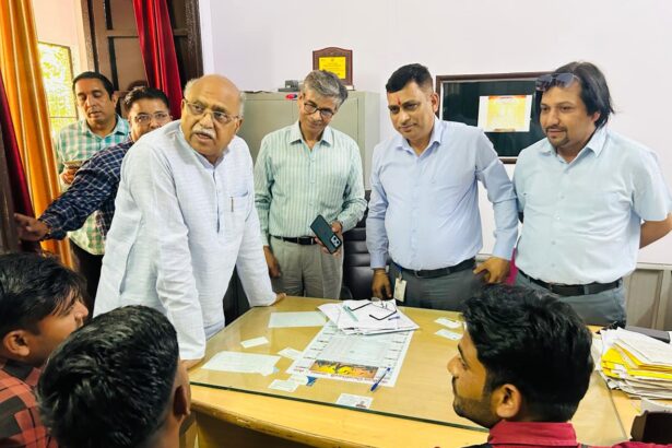 कैंट विधायक ने किया रोजगार मेले का उद्घाटन