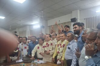 संजय जैन की रितुराज को बधाई