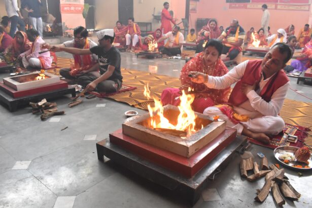 नीरज मित्तल दंपत्ति रहे मुख्य यजमान