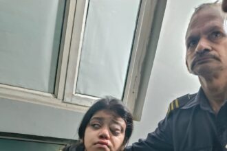 अनन्या रेलिंग से बेसमेंट में जा गिरी