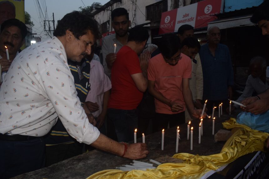 निहत्थे, बेगुनाहों की जान लेकर क्या हासिल करना चाहते हैं या पाक परस्त आतंकवादी