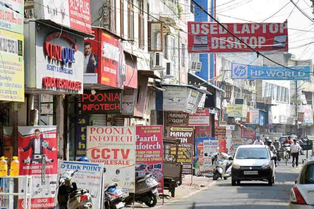 वेस्ट यूपी के लेपटॉप मार्केट की बत्ती होगी गुुल