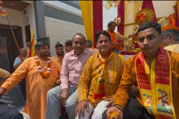 पंखमुखी से हनुमान जी की सवारी