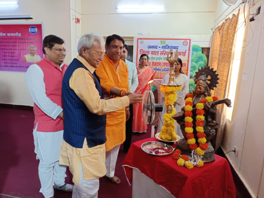 पीएम की मुहिम बढ़ा रहे वाजपेयी
