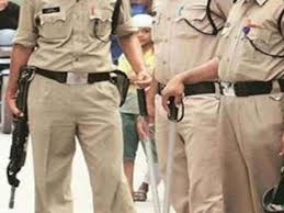 मस्जिदों पर भारी पुलिस फोर्स ड्रोन से निगरानी