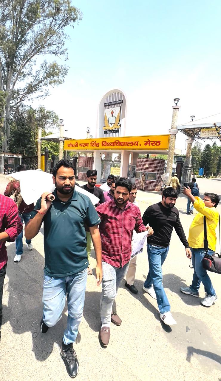 दो गज जमीन भी मयसर नहीं आतंकवाद को