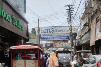 पीएल शर्मा रोड पर संकट