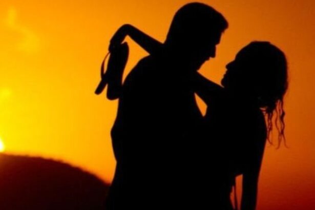 मेरठ: सगी बहनों के इंटीमेंट वीडियो वायरल
