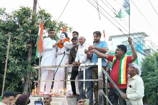 एक दीपक देश के नाम