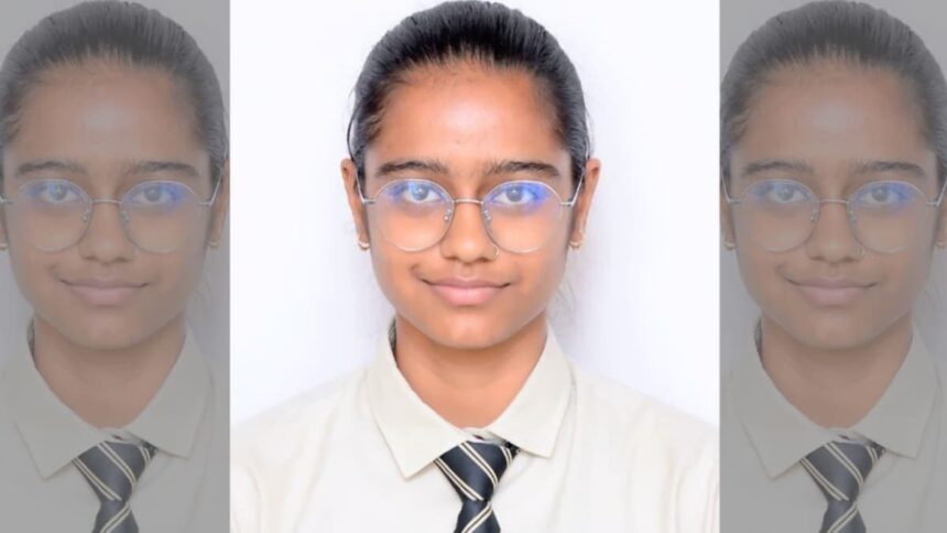 CBSE बेटियां ने रखी लाज