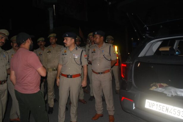 शहर में हाई अलर्ट चैकिंग फोर्स मुस्तैद