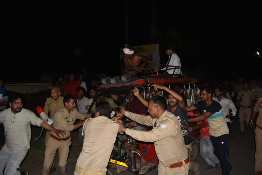 हादसे में दो की मौत पर बवाल