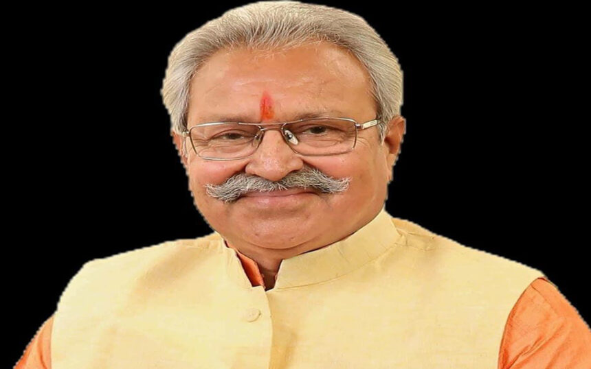 किसानों को डा. वाजपेयी का तोहफा