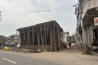 जोन ए-3 में जेई ने करा दिया अवैध निर्माण