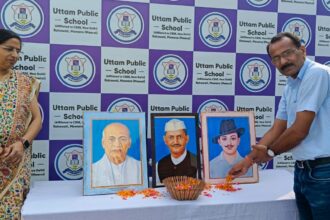 उत्तम पब्लिक स्कूल में शहीदों को किया नमन