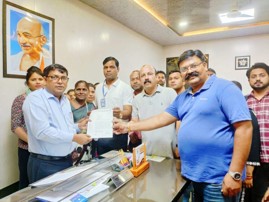 फुले" फिल्म को टैक्स फ्री को ज्ञापन