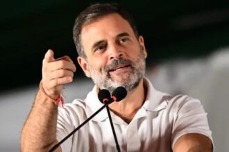 तो क्या बैकफुट पर चुनाव आयोग