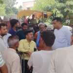मृत किसानों के परिजनों से मुलाकात