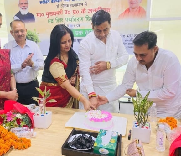 एक वाहन एक वृक्ष अभियान