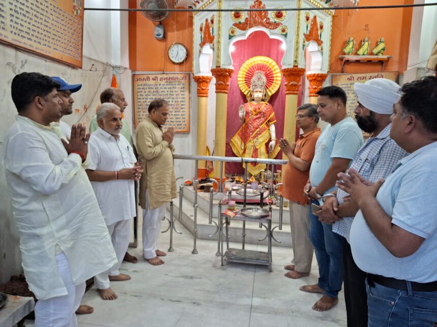 हुतात्मा को दी गई श्रद्धाजली
