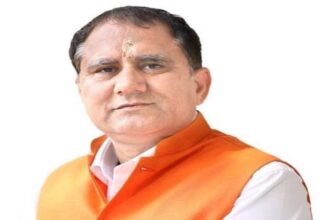 BJP MLC का पूर्व CM पर बड़ा हमला