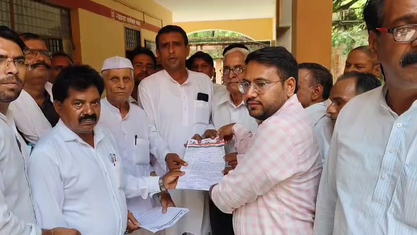 फर्जी FIR का विरोध