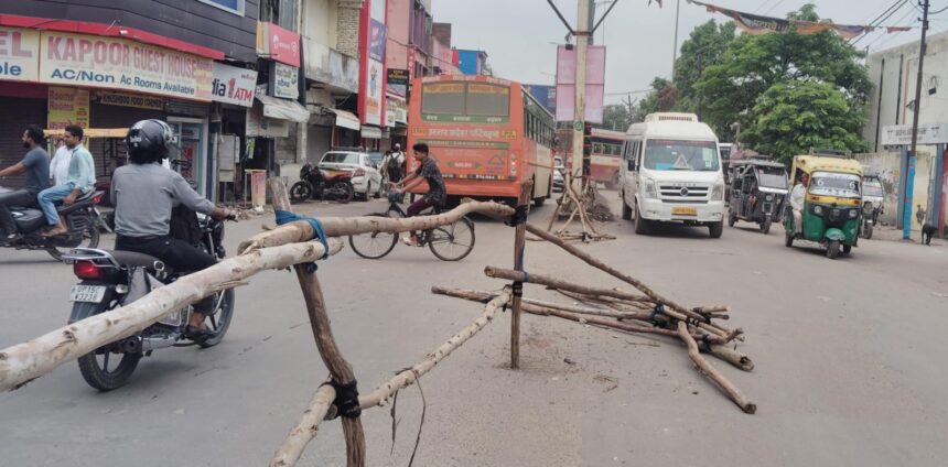 नाराजगी के बाद रोका काम