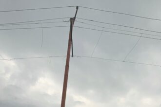 सांसद को नजर आ रहीं अफसरों को नहीं