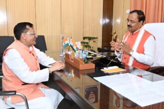 DY CM से मिले शारदा