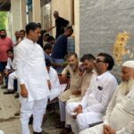 पीड़ित परिवार से मिले अकबर