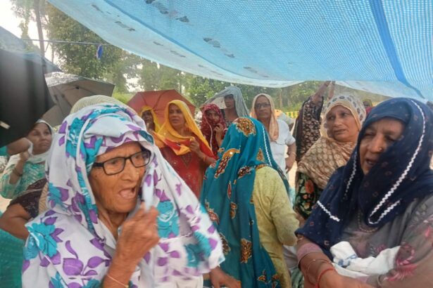 बारिश ना डिगा सकी हौसला