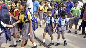 खाली स्कूलाें में बाल वाटिका