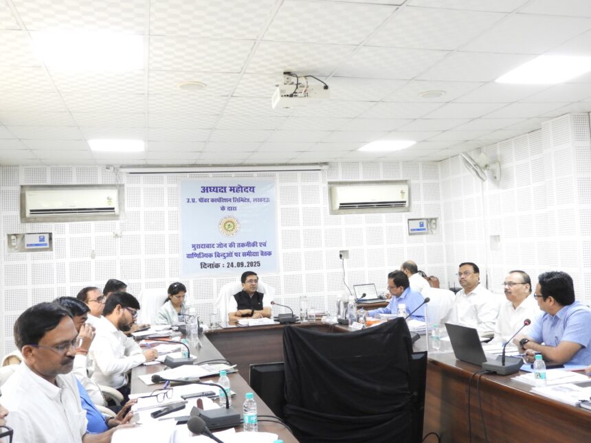 चेयरमैन आशीष गोयल ने की समीक्षा