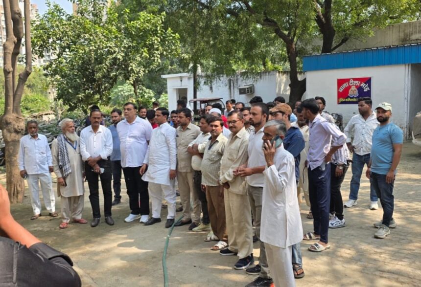 अकबर चौधरी ने घेरा थाना हंगामा