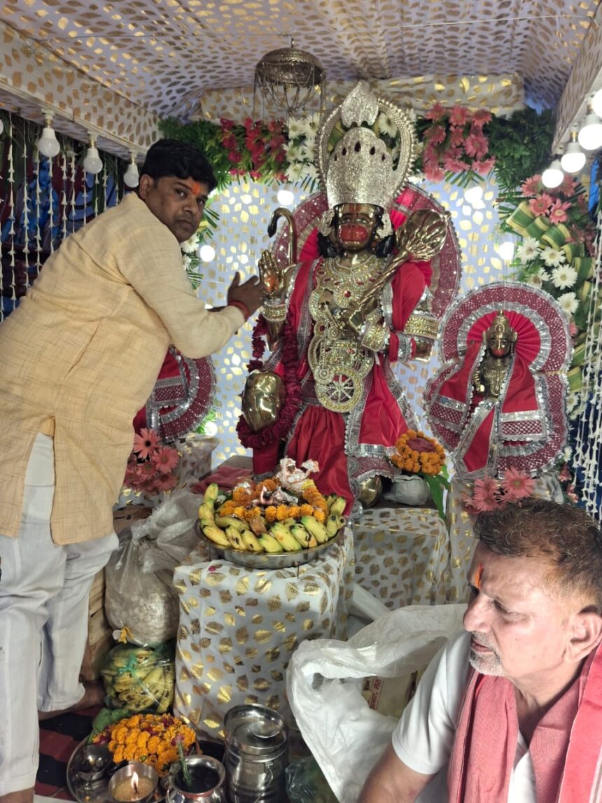 अंकुर गोयल ने की पूजा अर्चना