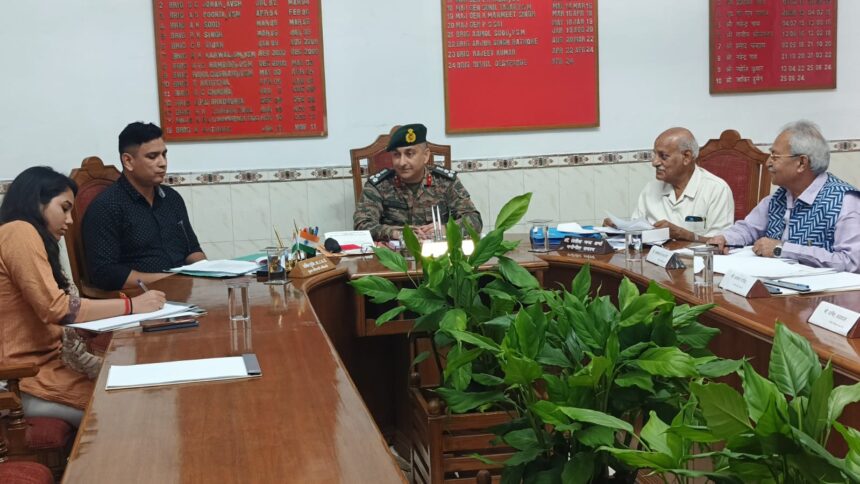 22बी व पैलेस सिनेमा की फाइल तलब