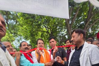 सांसद ने किया स्वास्थ्य शिविर का उद्घाटन