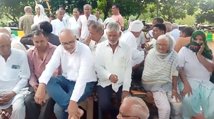 बेबस किसान निर्मम अफसर