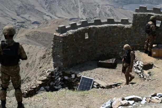 क्यों डरे हुए हैं अरब मुल्क