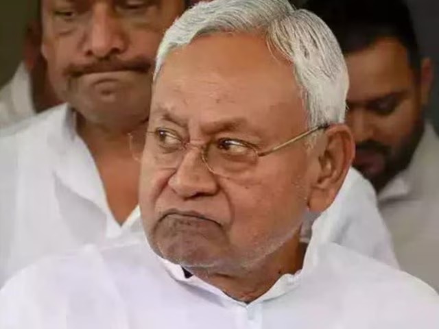 नितिश चुनाव में अपनों के हाथों पस्त