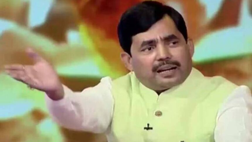 नितिश कुमार पर बरसे शाहनवाज