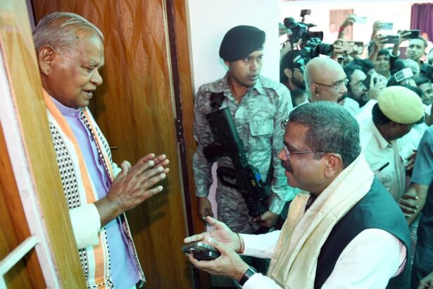 भाजपा को सौ सीटें हराने की धमकी