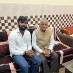 संघ प्रचारक के आवास पर पहुंचे वीके सिंह