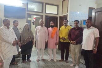 सचिन सिरोही के आवास पर पहुंचे संजय जोशी