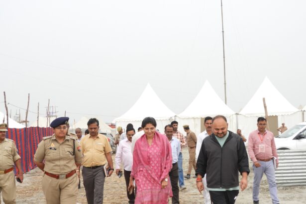 एमडी ने डीएम के साथ लिया जायजा