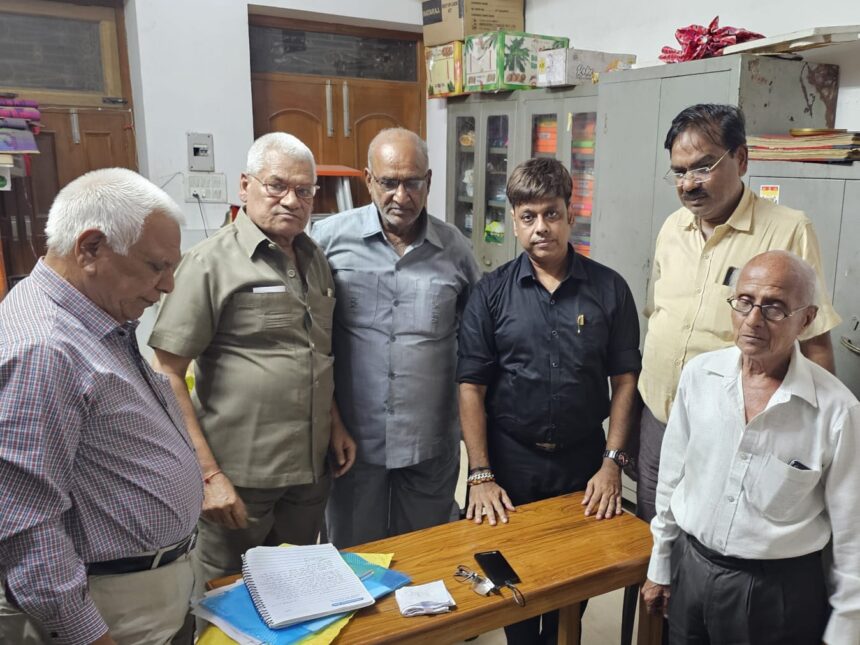 तो क्या प्रेम मामा के पास है सोना व नकदी